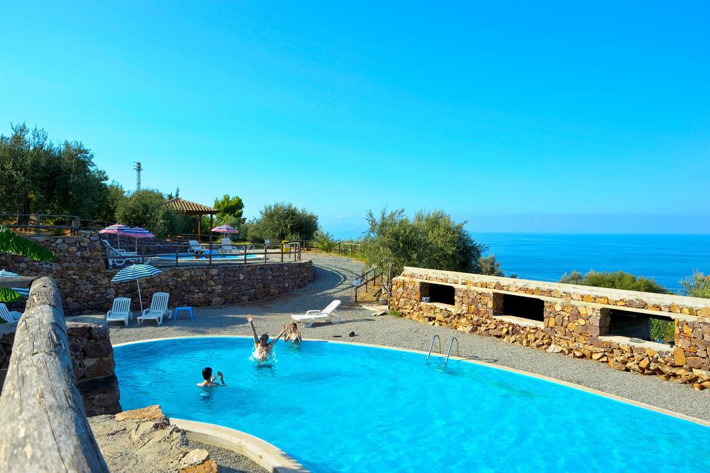Agriturismo Santa Margherita Gioiosa Marea Exterior photo